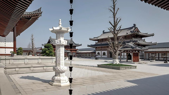 中式古建筑裝飾門面貼物習俗